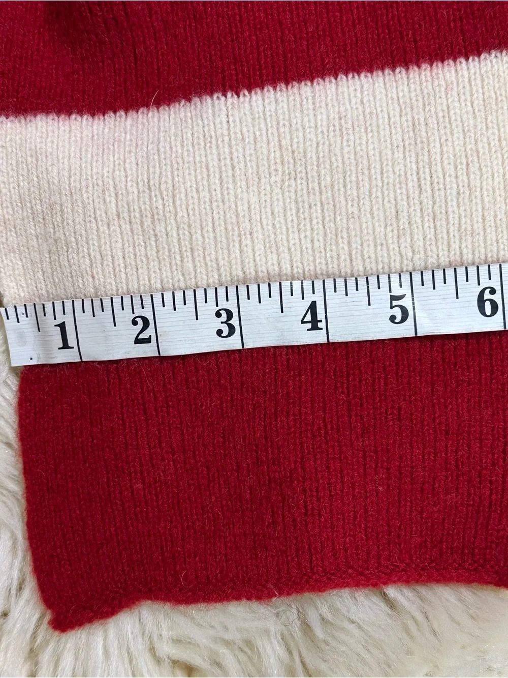 GAP 100% lambwool Red and Cream Wide Striped Knit Scarf